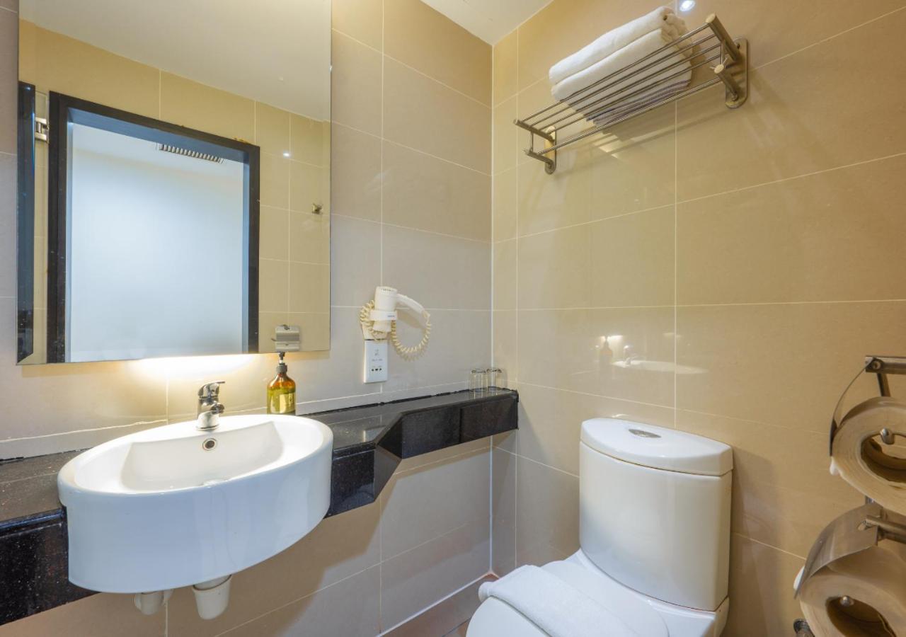 Greystone Centrestage Pj Hotel Petaling Jaya Buitenkant foto